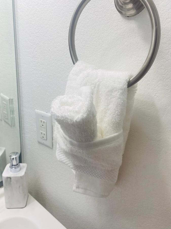 נאשוויל Cozy Condo, Minutes From Broadwy, Sleeps 5 מראה חיצוני תמונה
