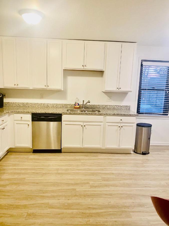 נאשוויל Cozy Condo, Minutes From Broadwy, Sleeps 5 מראה חיצוני תמונה